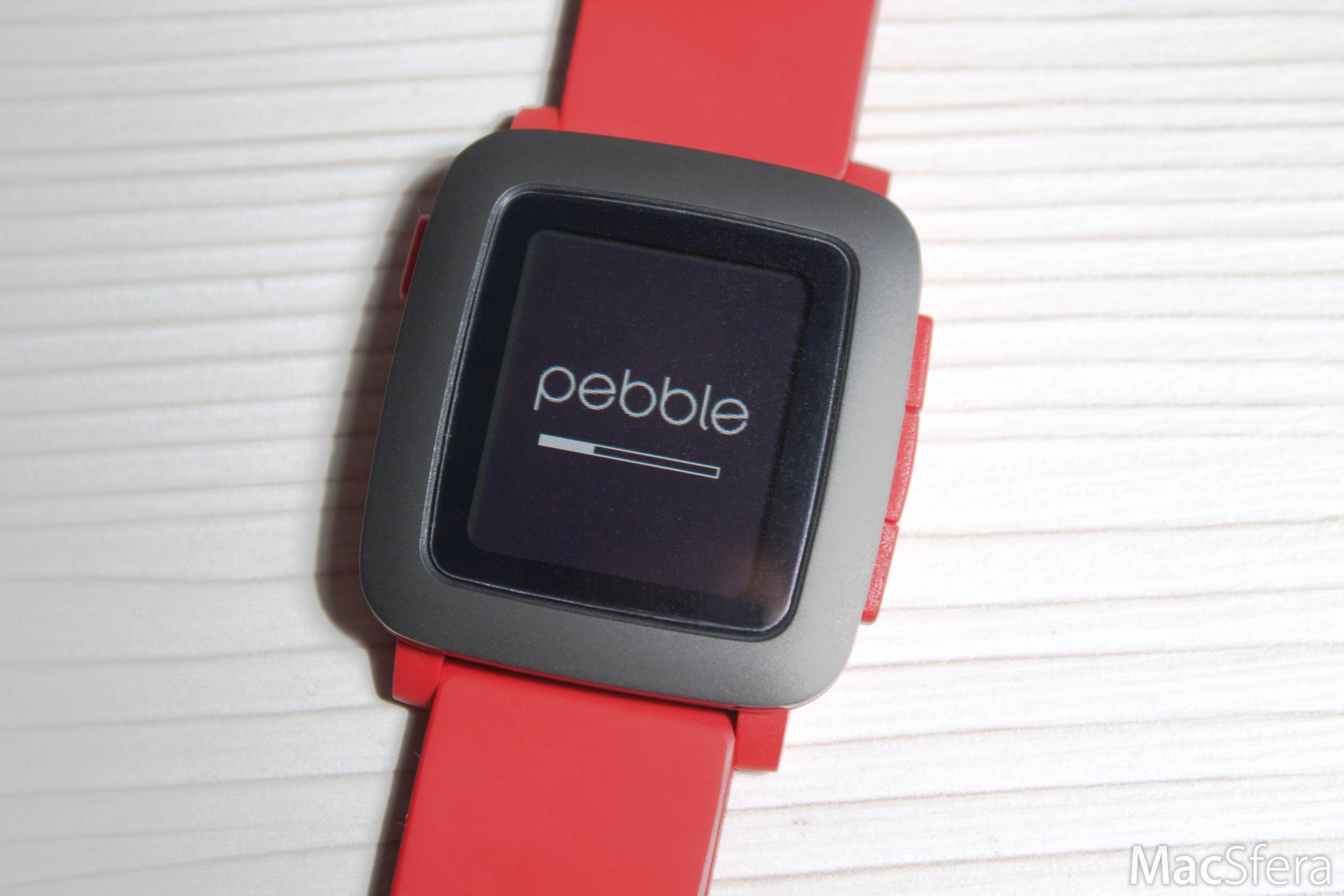 Pebble actualizándose